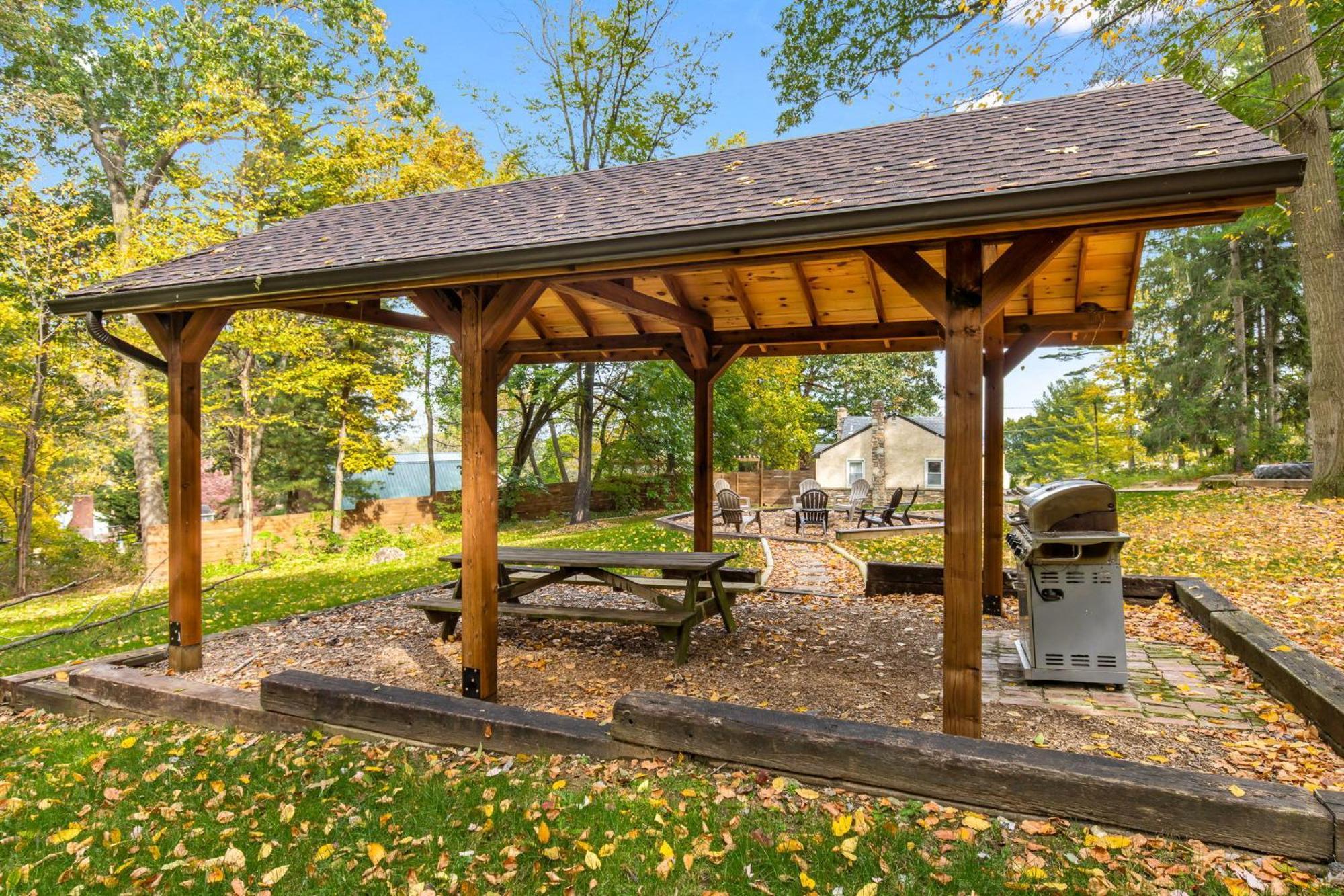 5 Bd W Hottub - Mins To Hunting Hiking & Fishing Lejlighed New Providence Eksteriør billede